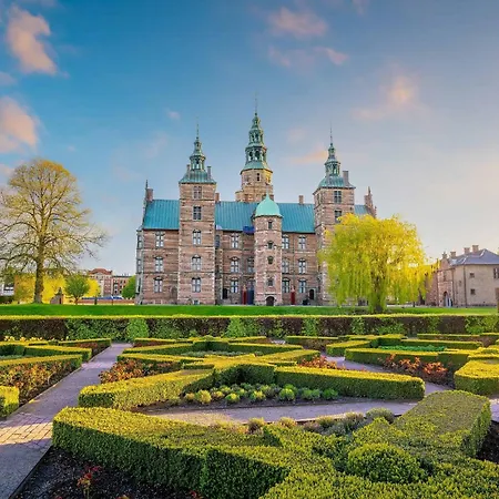 Large 5br House For 10 In Apartment Copenhagen