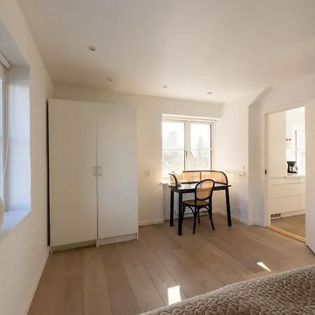 Large 5br House For 10 In Copenhague